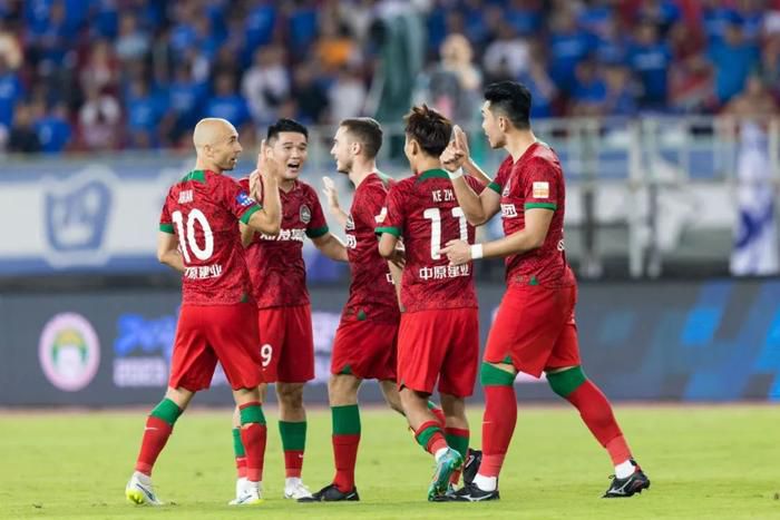 宝贝儿水真多